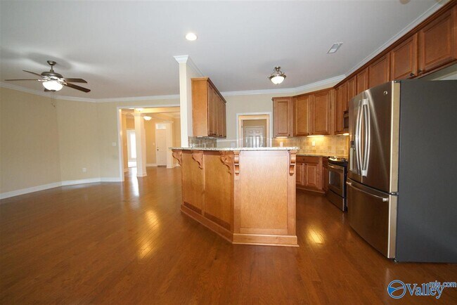 Building Photo - 106 Back Creek Cir NW