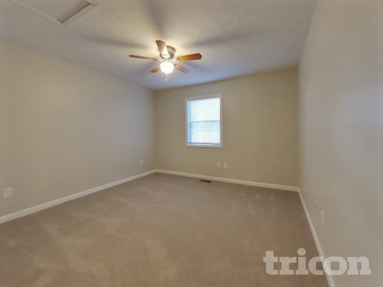 Building Photo - 2280 Lexington Way