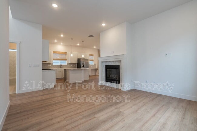 Building Photo - 5967 Rendezvous Pkwy