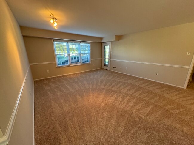 Building Photo - 2103 Society Pl