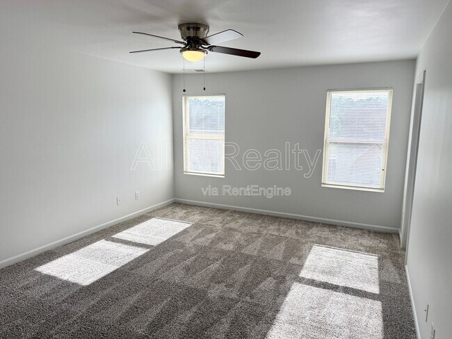 Building Photo - 6107 Heisler St