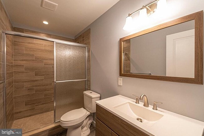 Building Photo - 808 W Norris St