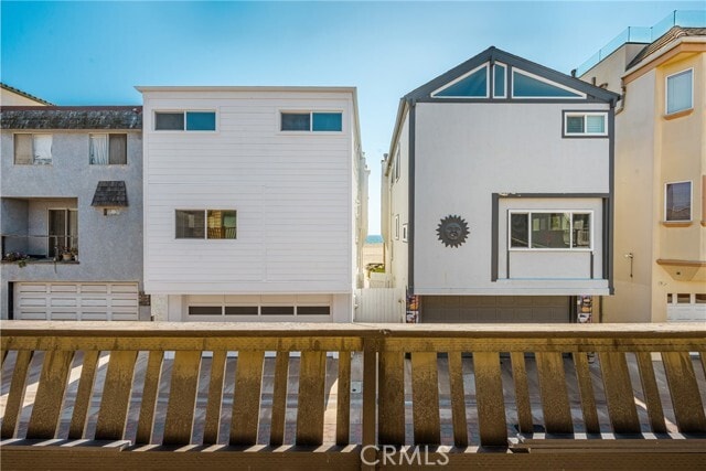 Building Photo - 58 Surfside Ave.