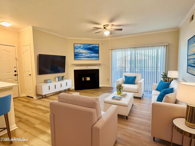 Building Photo - 16013 S Desert Foothills Pkwy