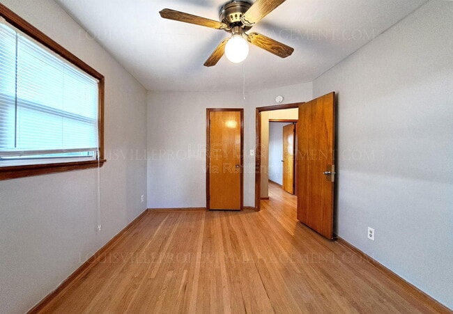 Building Photo - 5122 Braidwood Dr