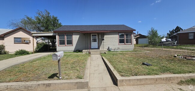 Building Photo - 1302 Coble Dr