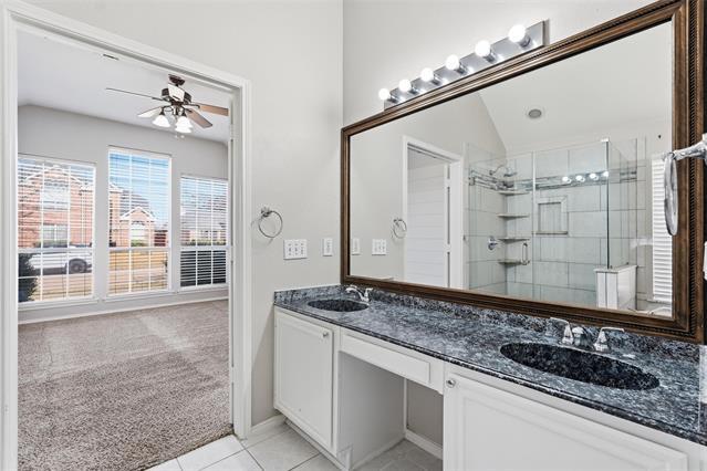 Building Photo - 1202 Defford Ln