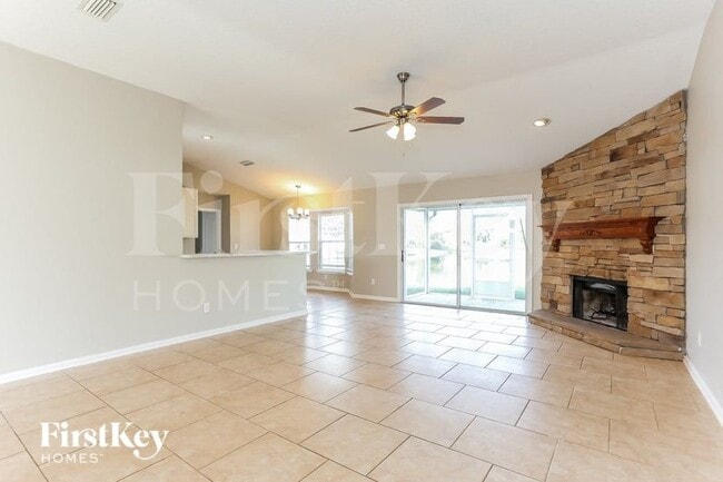 Building Photo - 247 Ridgewick Dr S