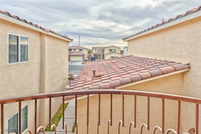 Building Photo - 3544 Tertulia Ave