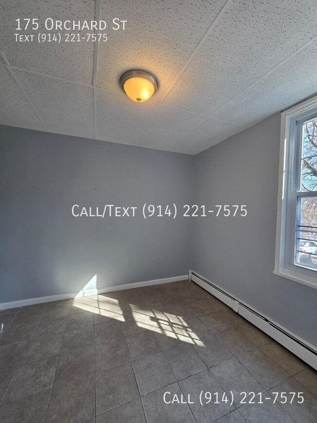 Building Photo - 175 Orchard St