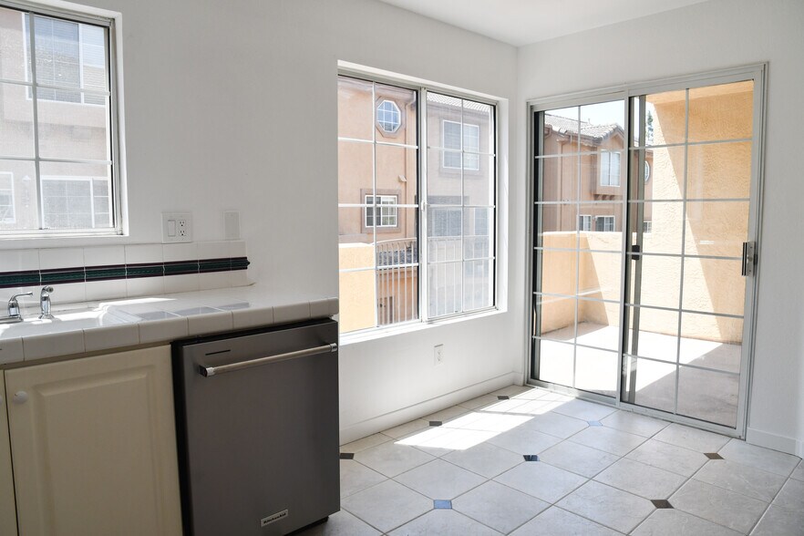 Kitchen and Patio - 12613 El Camino Real