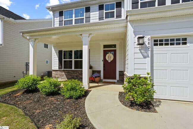 Building Photo - 680 Lady Fern Dr