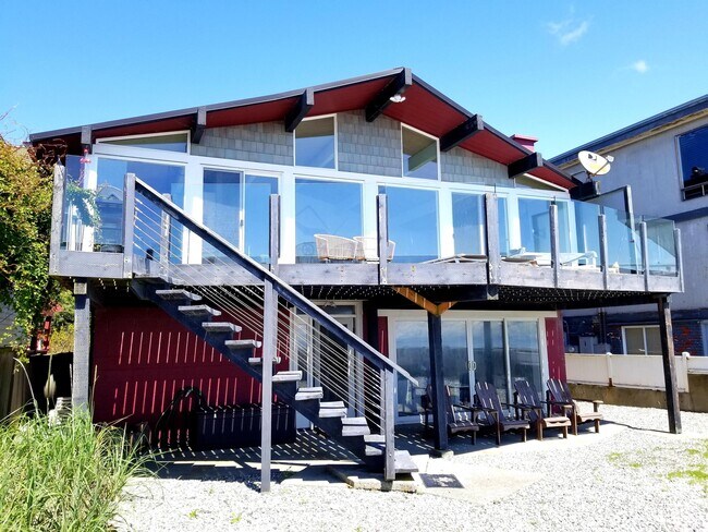 Building Photo - 1455 Edwards Dr