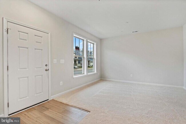 Building Photo - 1725 Evansberry Dr