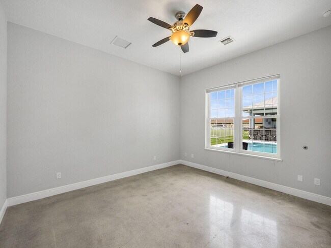 Building Photo - 11726 SW Westcliffe Ln