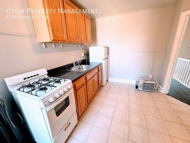 Building Photo - 6216 Erdrick St