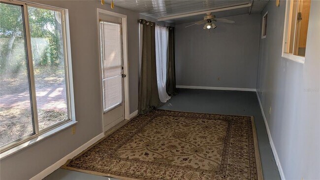 Building Photo - 10951 SW 86th Terrace