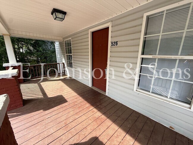 Building Photo - Charming 2 Bedroom Home with Rocking Chair Front Porch Near Downtown Winston-Salem