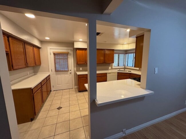 Building Photo - CRENSHAW 17024-17026