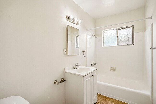 Floorplan - 3867 Potomac Ave.