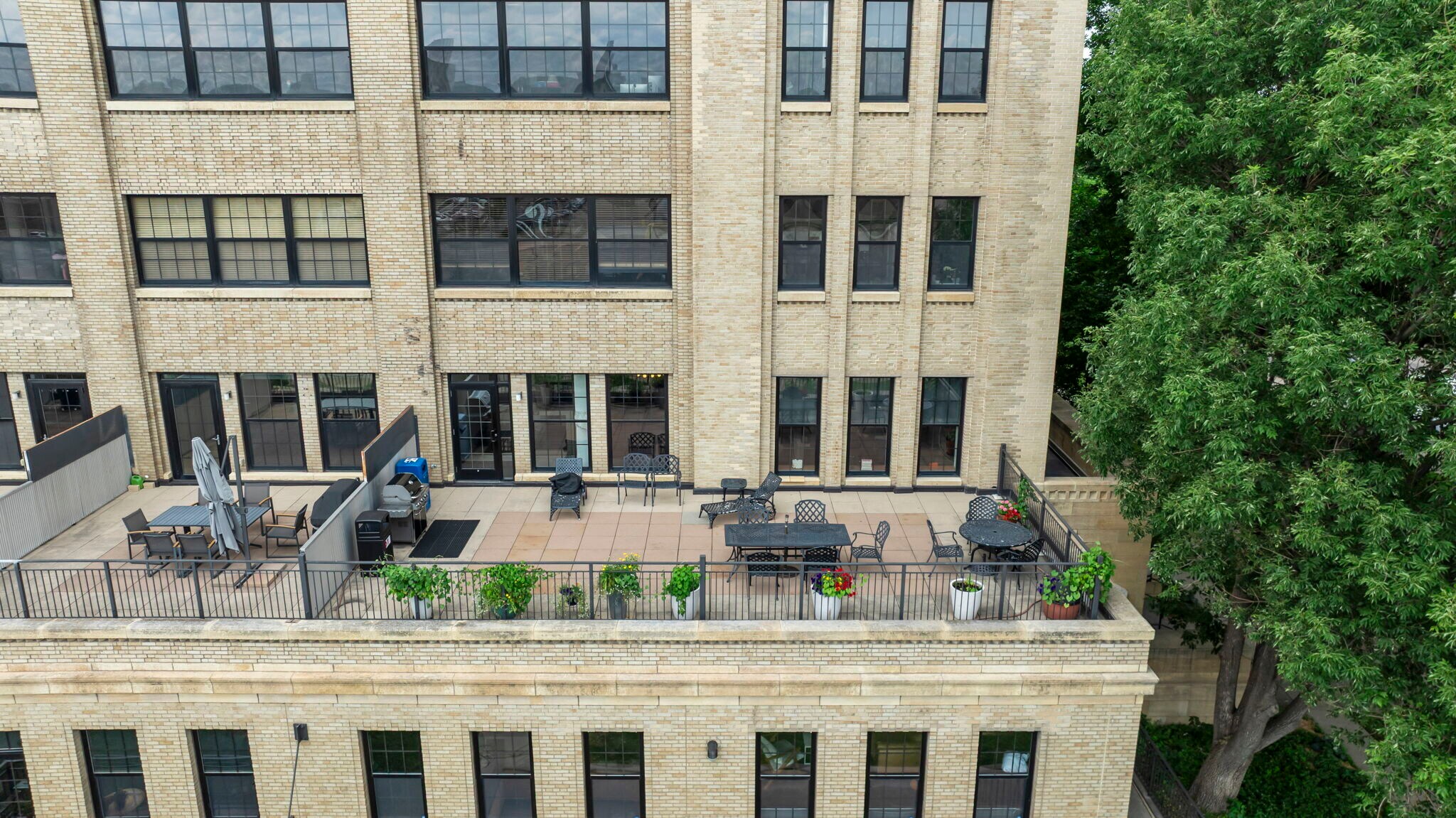 Building Photo - 730 Stinson Blvd