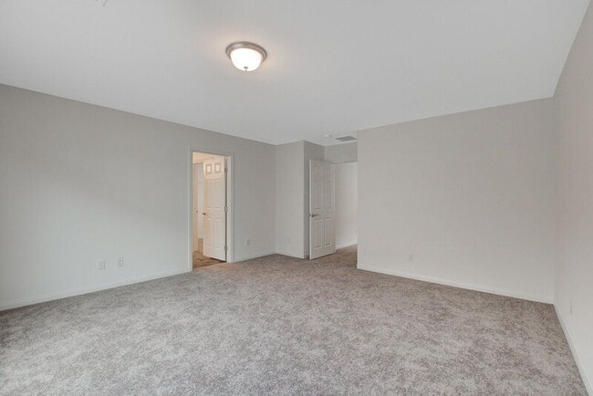 Building Photo - 7027 Jasper Hill Way