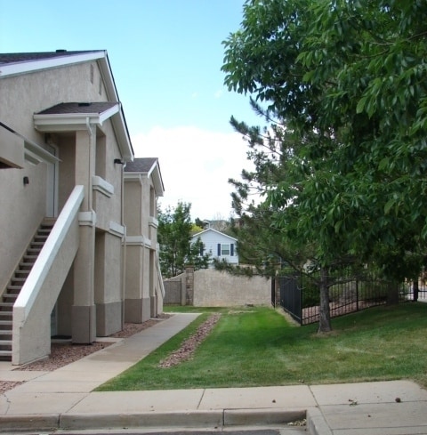 Building Photo - 3610 Strawberry Field Grove