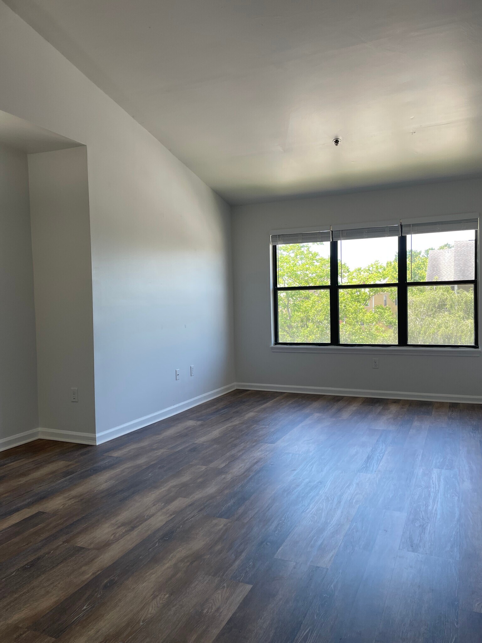 Building Photo - 11901 4th St N