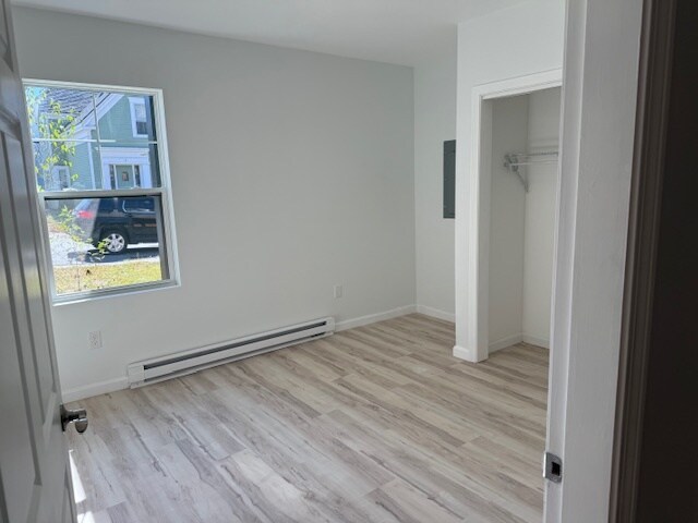 Building Photo - 64 Pine St