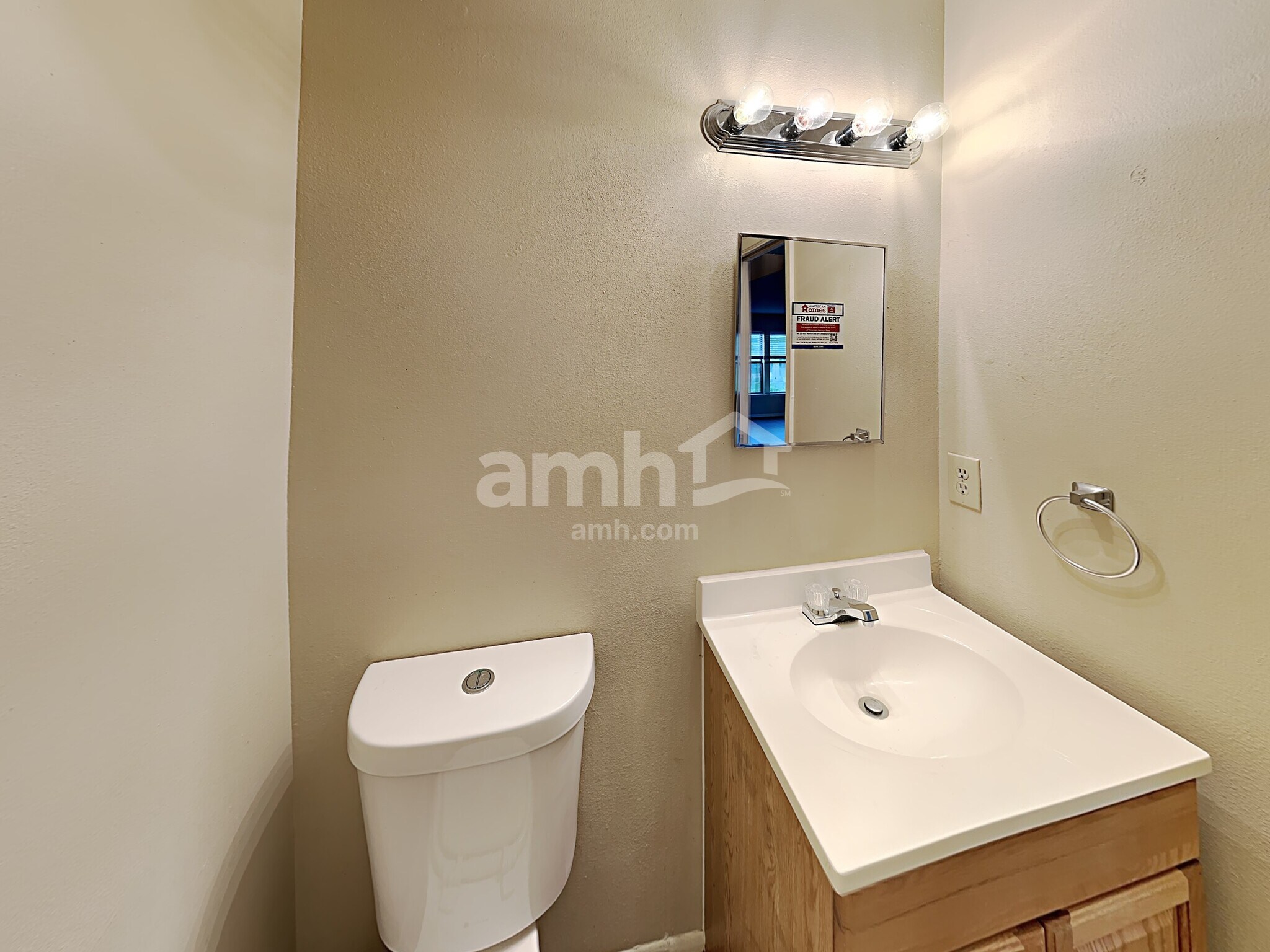 Building Photo - 6678 Snow Meadow Dr