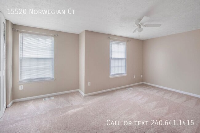 Building Photo - 15520 Norwegian Ct