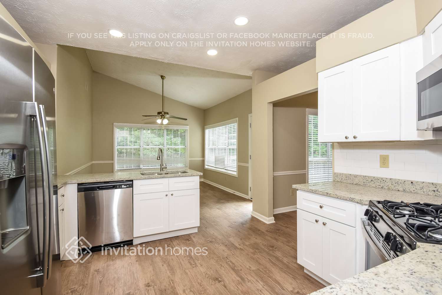 Building Photo - 2041 Stone Forest Dr