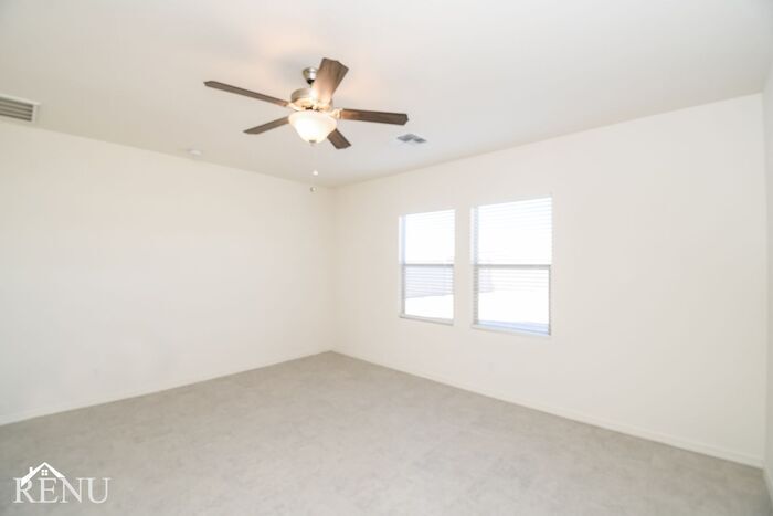 Building Photo - 35578 W San Capistrano Ave