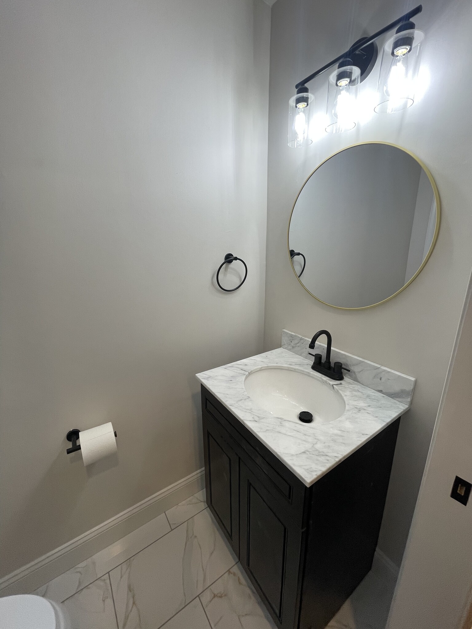 Building Photo - 1636 S 21st St