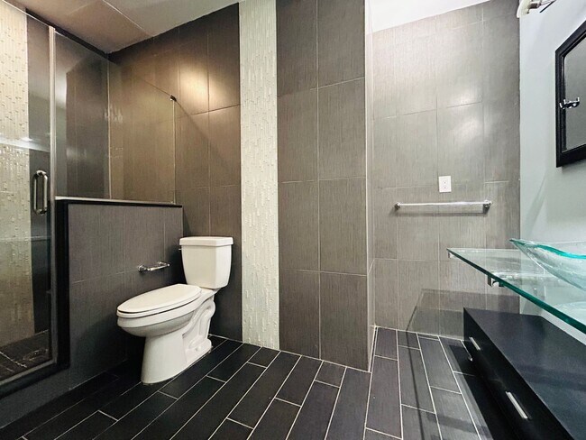 Building Photo - 4525 Fleming St