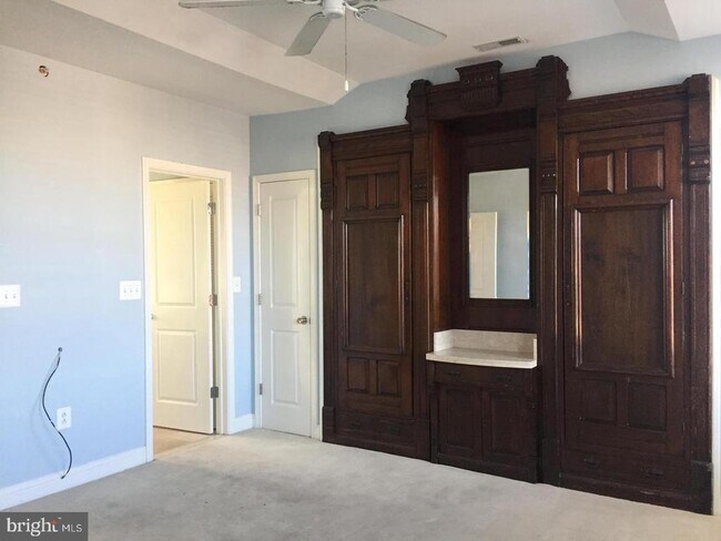 Building Photo - 1727 S Broad St