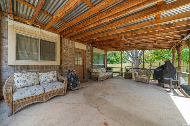 Building Photo - 2813 Kline Cir