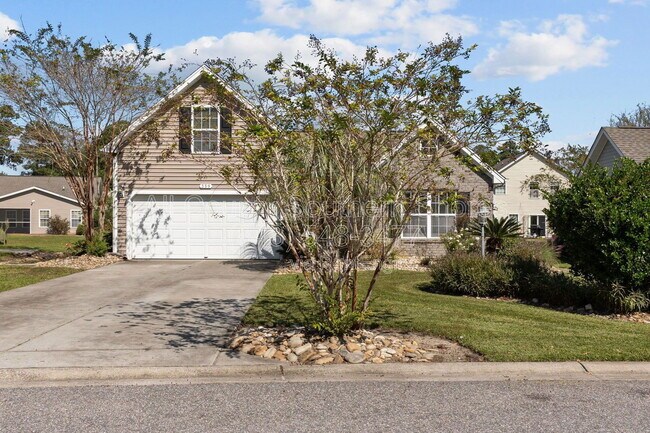 Building Photo - 359 Vesta Dr