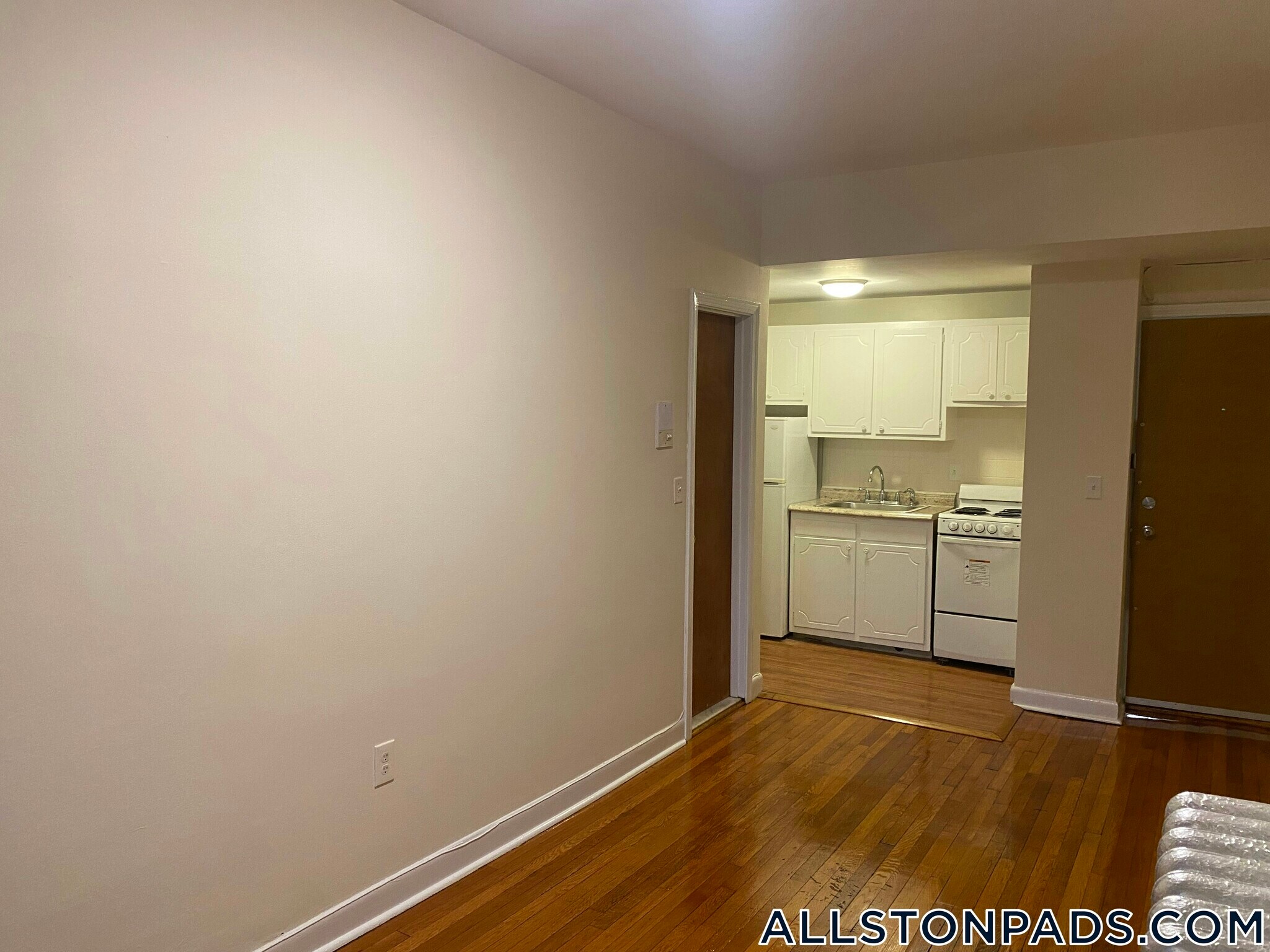 Building Photo - 1315 Commonwealth Ave