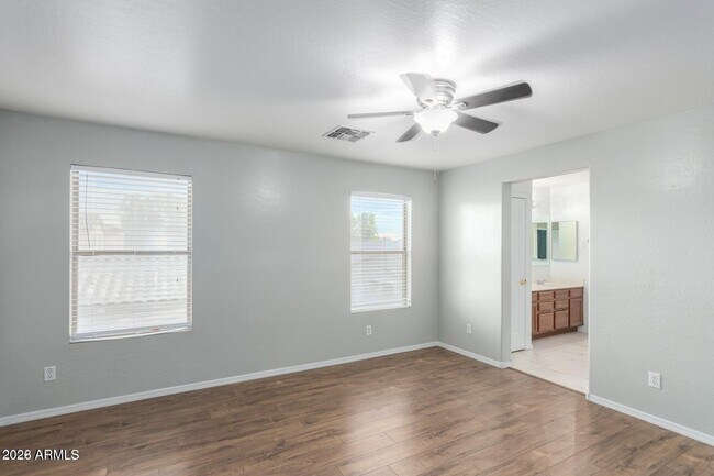 Building Photo - 2739 E Indian Wells Pl