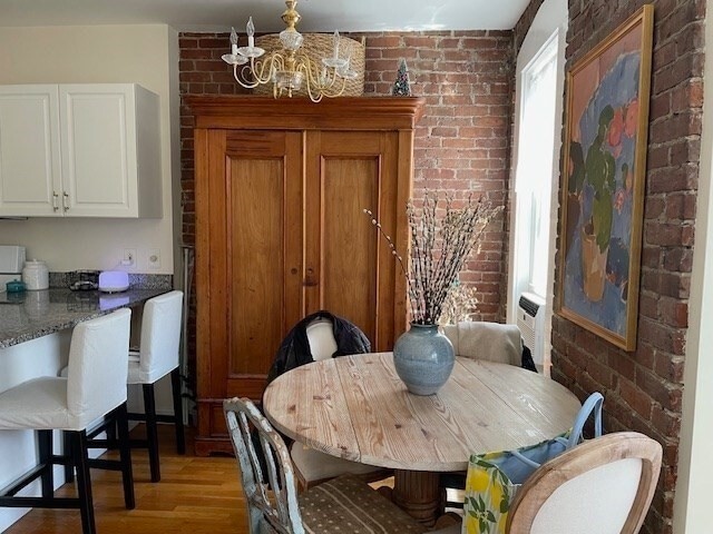 Building Photo - 1778 Beacon St