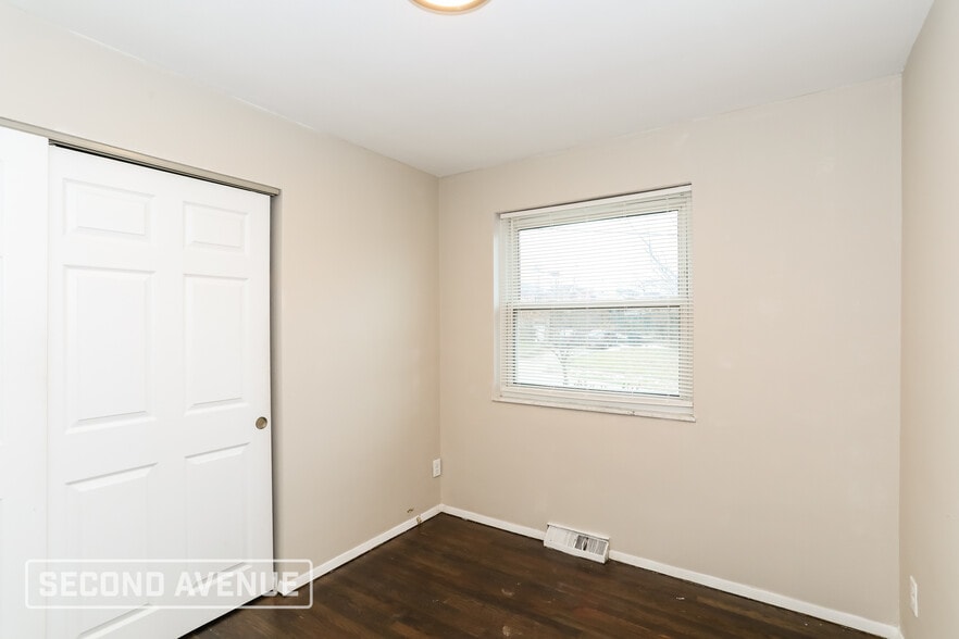 Building Photo - 2781 Pickmeier Ln