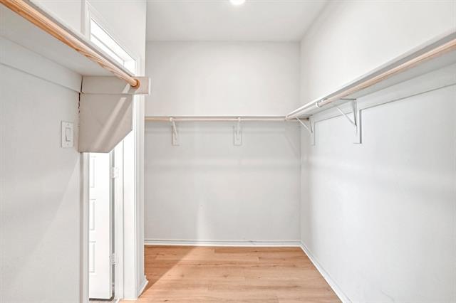 Building Photo - 9000 HUXLEY Dr