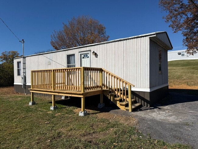 Primary Photo - Newly remodeled 2 bedroom 1 bathroom mobile home in Greeneville, TN