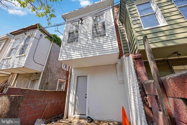 Building Photo - 1849 N 25th St