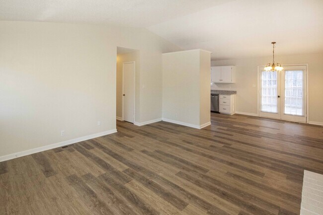 Building Photo - 6600 Woodcock Cir