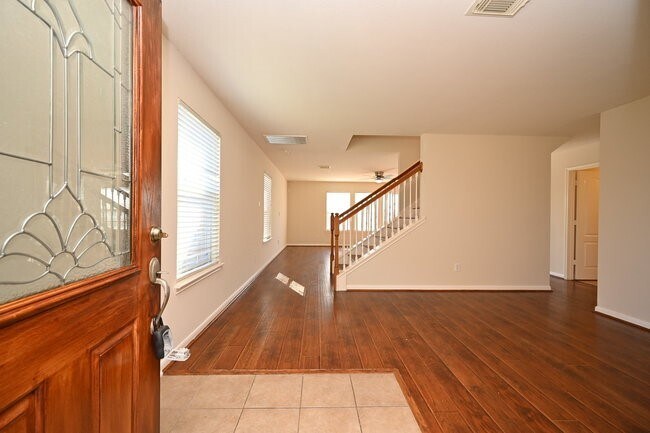 Building Photo - 9403 Coatsworth Dr