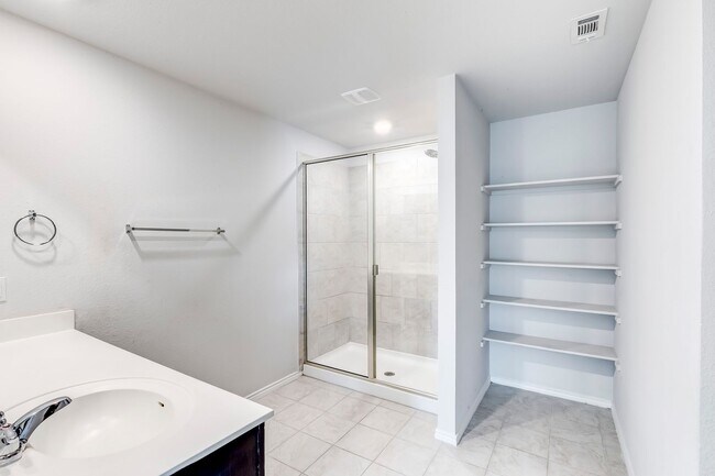 Building Photo - 4003 Arafel Ln
