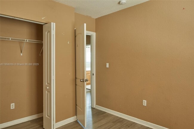 Building Photo - 27910 SW 140th Ave
