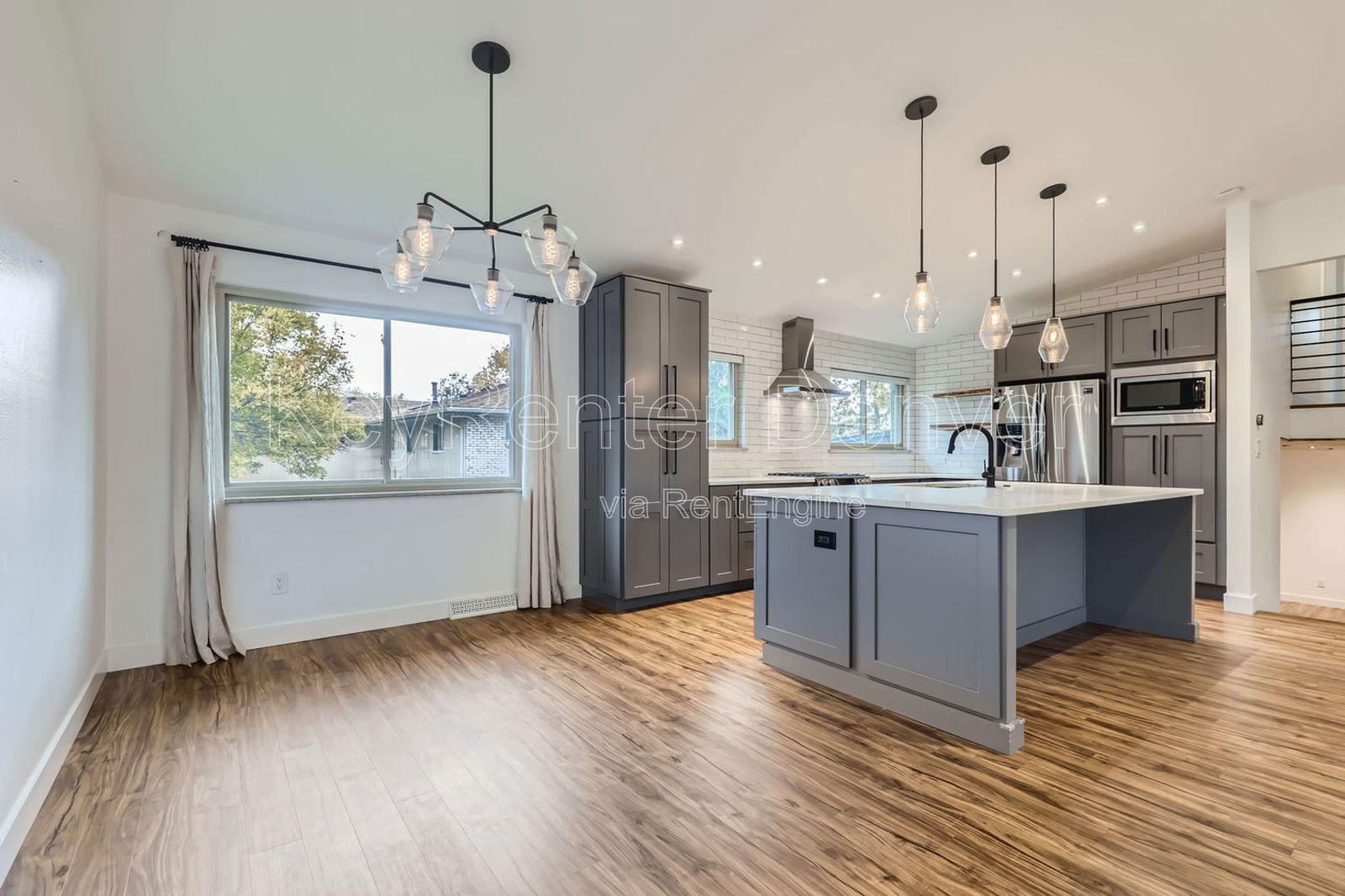 Building Photo - 5802 Queen St